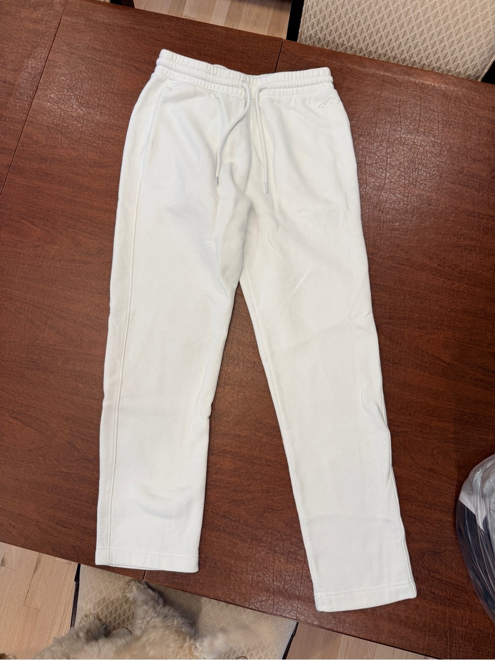 Hollister Men’s White Drawstring Sweatpants size XS